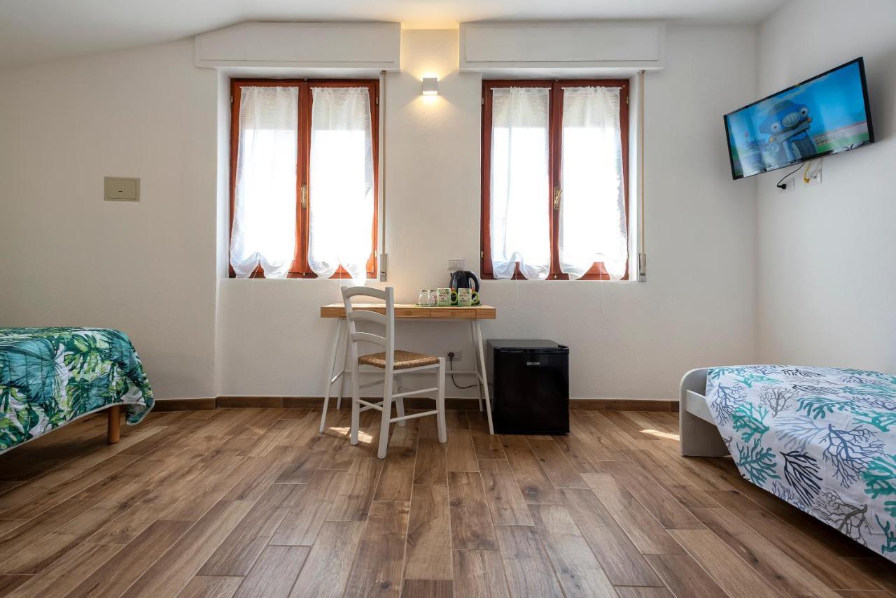 Dery Alghero Holiday Rooms Zewnętrze zdjęcie