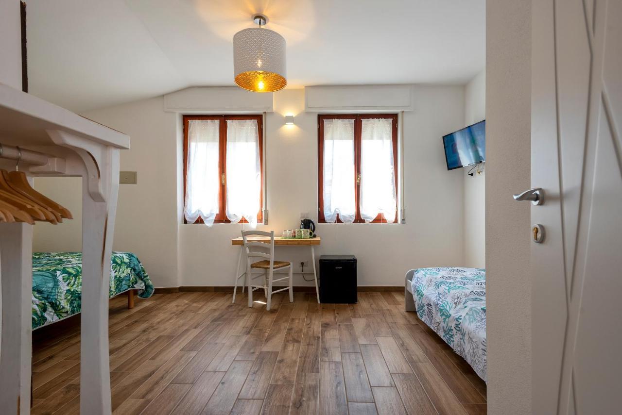 Dery Alghero Holiday Rooms Zewnętrze zdjęcie