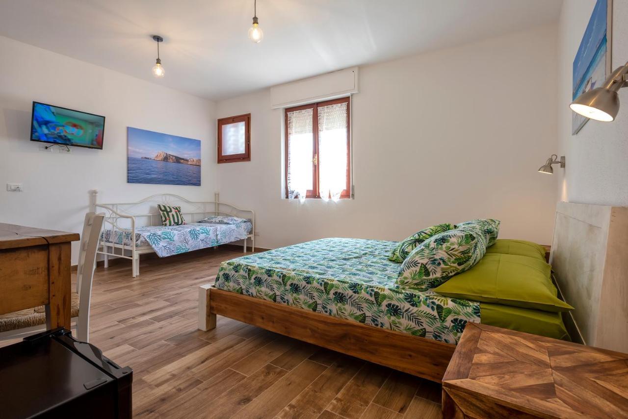 Dery Alghero Holiday Rooms Zewnętrze zdjęcie
